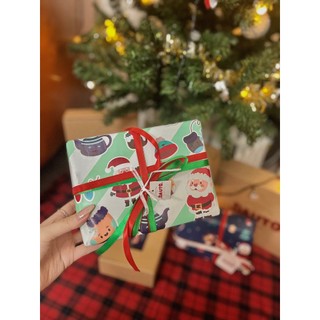 Hộp quà tặng giáng sinh (có tặng kèm thêm quà tặng bên trong)