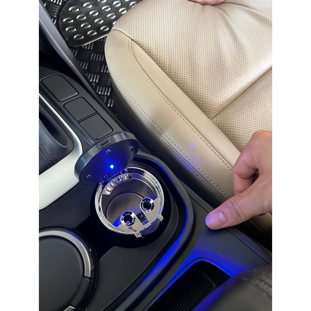 Gạt tàn thuốc lá trên xe hơi Ô tô - Gạt tàn chống khói, chống tro bụ bám trên xe  - gạt tàn khử mùi tiện lợi trên xe hơi