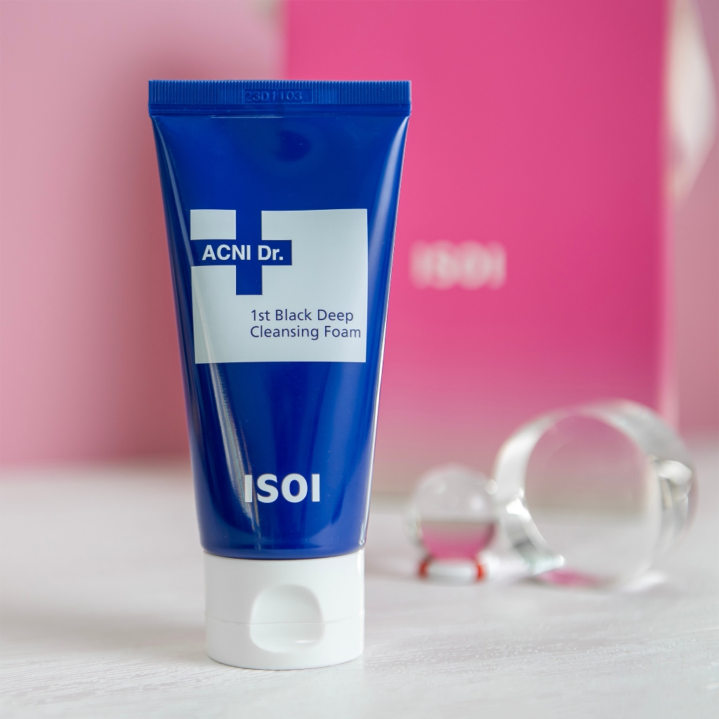Sữa Rửa Mặt Làm Sạch Sâu Isoi Acni Dr. 1St Black Deep Cleansing Foam 75ml