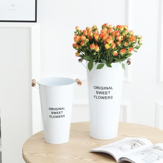 Chậu sắt cắm hoa trang trí bình hoa decor bằng lọ thiếc có tay cầm xô Bắc Âu