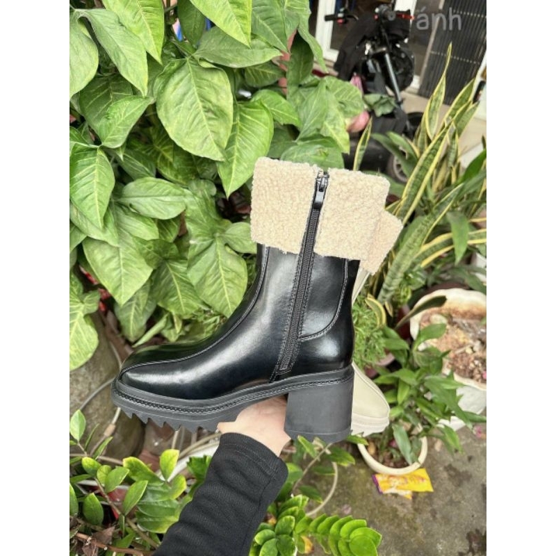 Bốt Da Nữ Cổ Lông Hàng QC  2 màu Đen, Ghi HOTTREND 2023 !