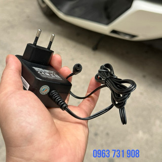 Adapter nguồn 12v 1a
