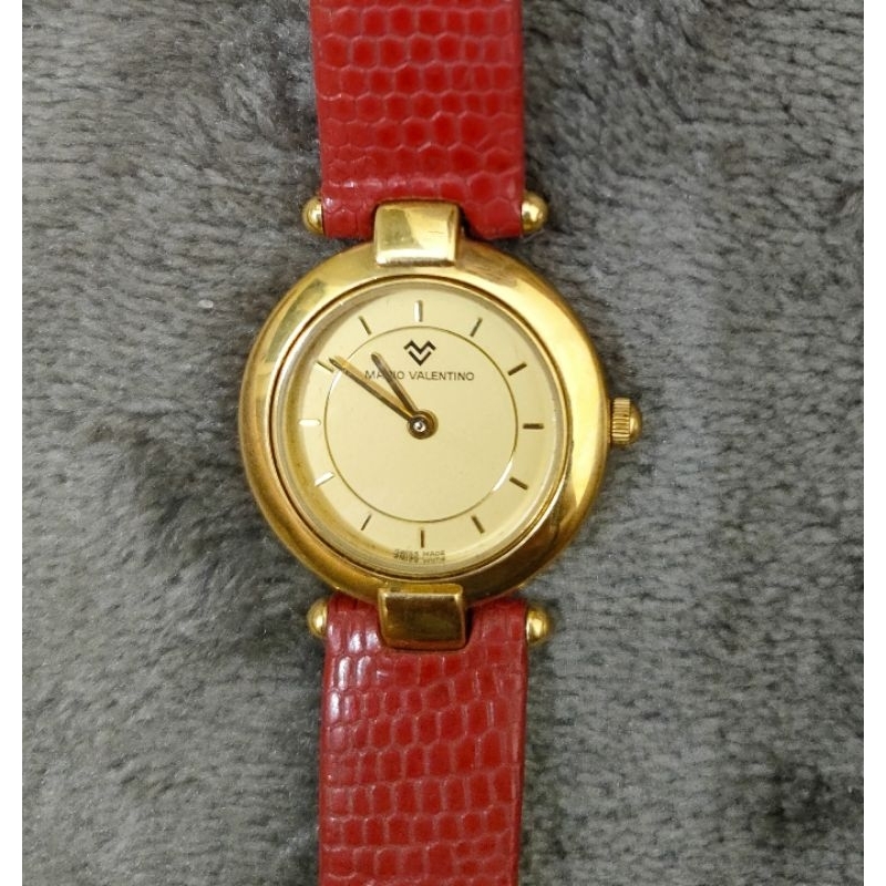 Đồng hồ Valentino
