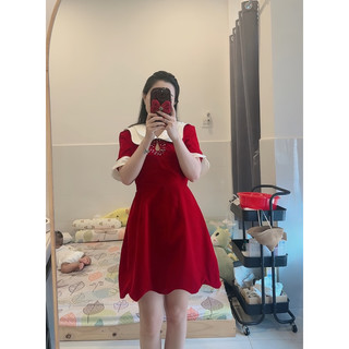 Đầm nhung cổ sen 2 lá đính đá