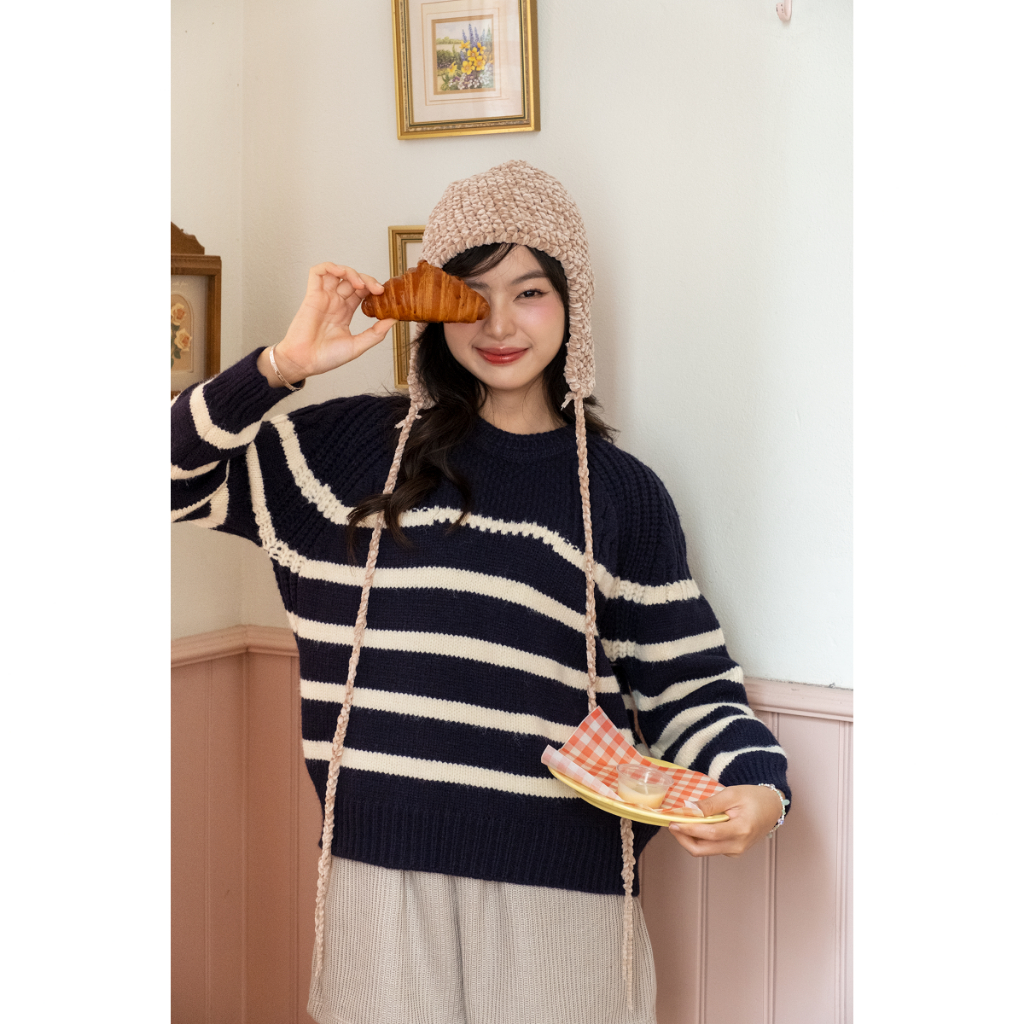 Áo len dày kẻ ngang NAKEDbyV - Striped Sweater