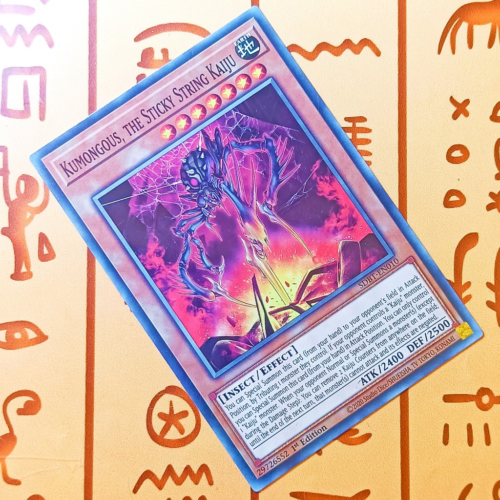 Thẻ bài Yugioh!: Kumongous, the Sticky String Kaiju - SDBT-EN010 - Common 1st Edition