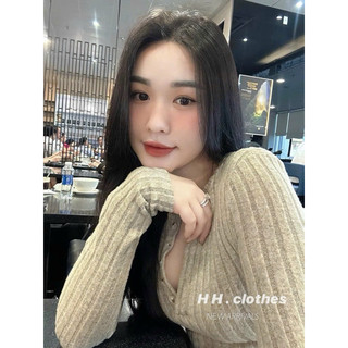 Váy len midi tăm thỏ cổ trụ