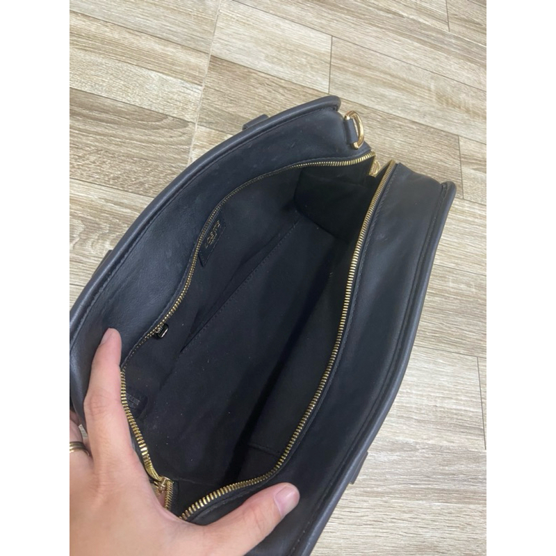 Túi si hiệu Loewe