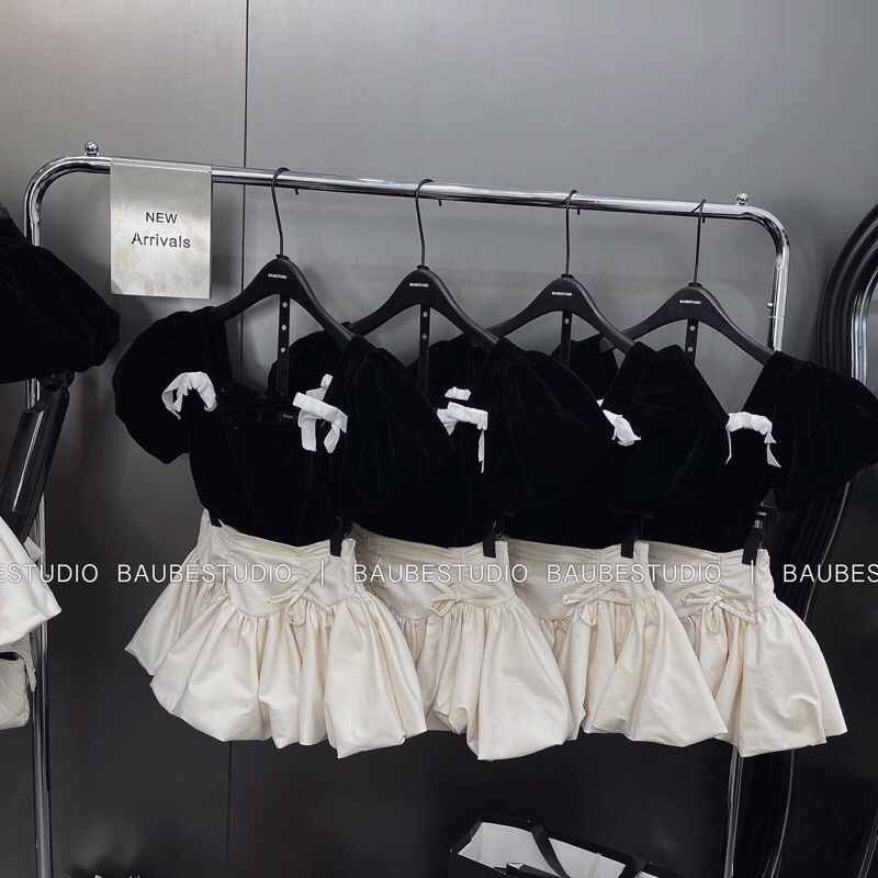 áo trễ vai đính nơ