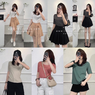 Ảnh tự chụp thun trơn cổ u tay ngắn