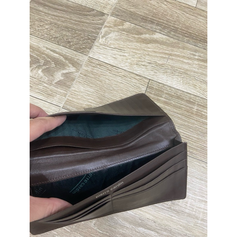 Ví si hiệu Pierre Cardin