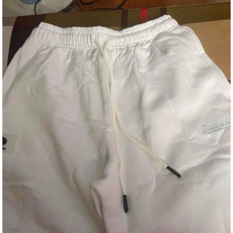 Quần Short Nỉ SAIGONESE Unisex Nam Nữ màu trắng
