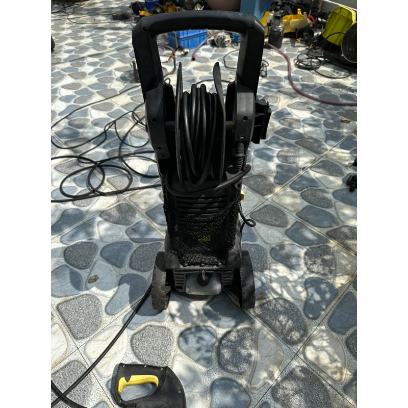 Rửa xe Karcher