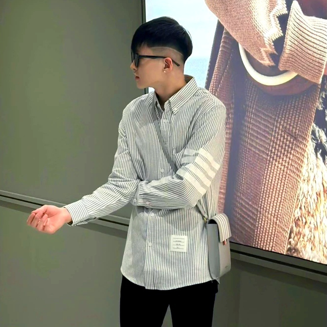 Áo Sơ Mi Kẻ Sọc Xám Dài Tay Vải Cotton Lụa Cao Cấp Mẫu Hot