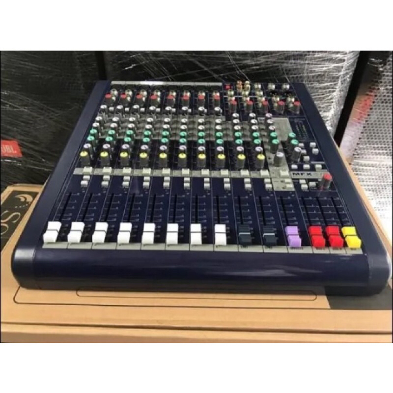 Mixer Soundcraft EFX8