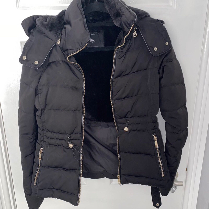 áo phao Zara chuẩn auth màu đen new tag size XS (0518/068/800)
