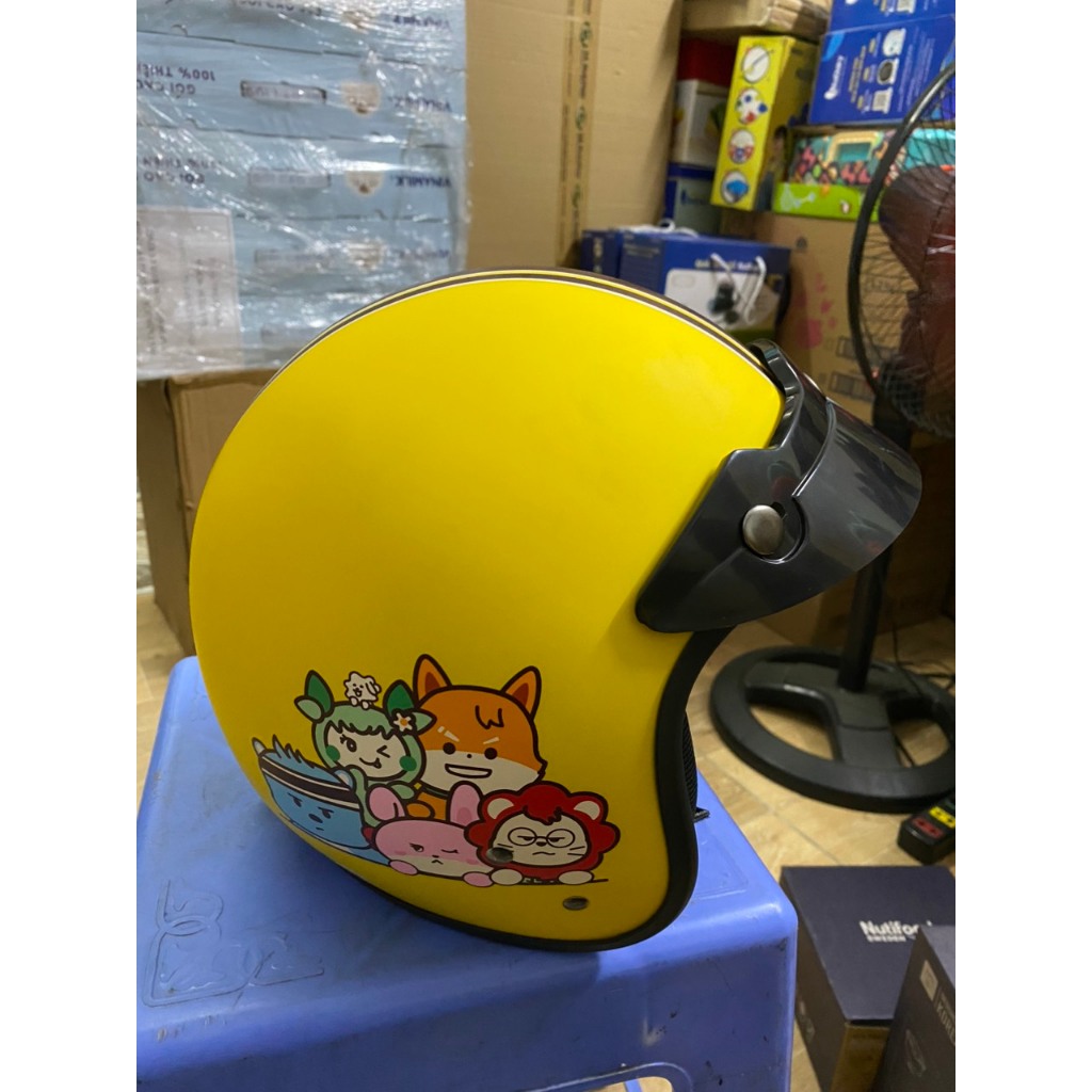 MŨ BẢO HIỂM 3/4 ĐẦU QUÀ TẶNG SỮA MALTO