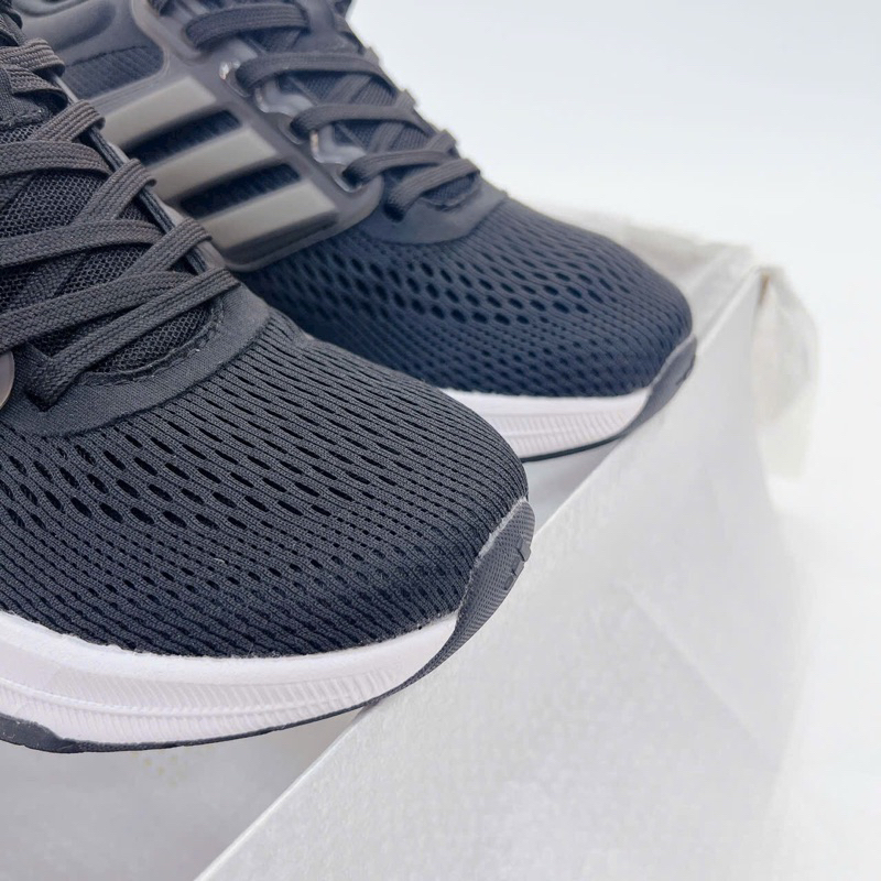 GIẦY THỂ THAO PRO ULTRABOUNCE NAM NỮ, CHẠY BỘ CHƠI THỂ THAO ĐA NĂNG, SIÊU ÊM THOÁNG KHÍ HÀNG CAO CẤP.