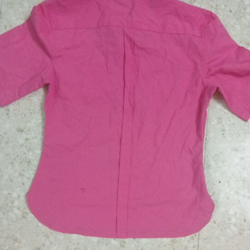 Áo sơ mi hồng cho bé