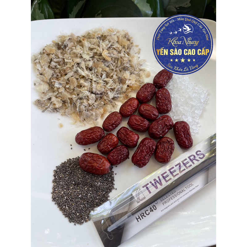 Vụn yến thô loại nhỏ ít lông, lông vừa (tặng kèm táo đỏ hạt chia đường phèn)