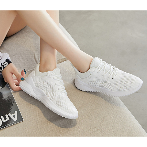 Giày Thể Thao Nữ CPV Đế Cao Mềm Mại Thoải Mái Thoáng Khí Thon Gọn G200