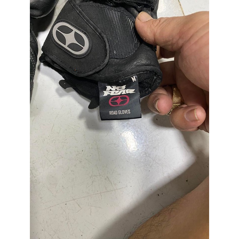 Găng tay / Bao tay Motor No Fear All Black Protective & Vented Leather