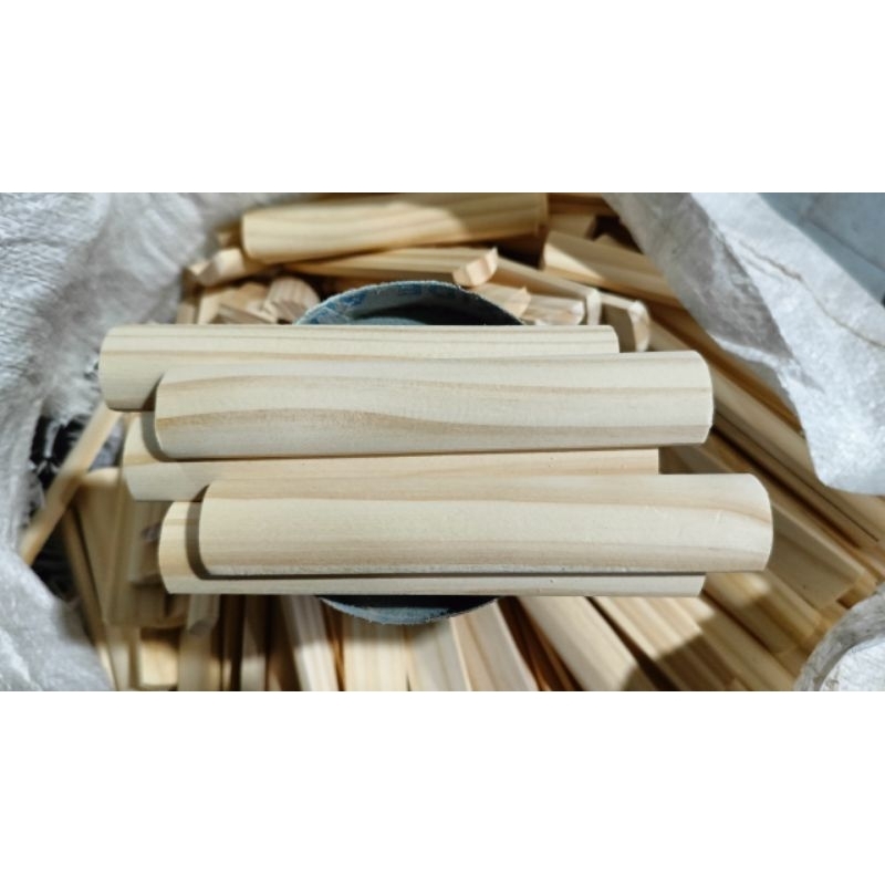 THANH PHÁCH HỌC NHAC