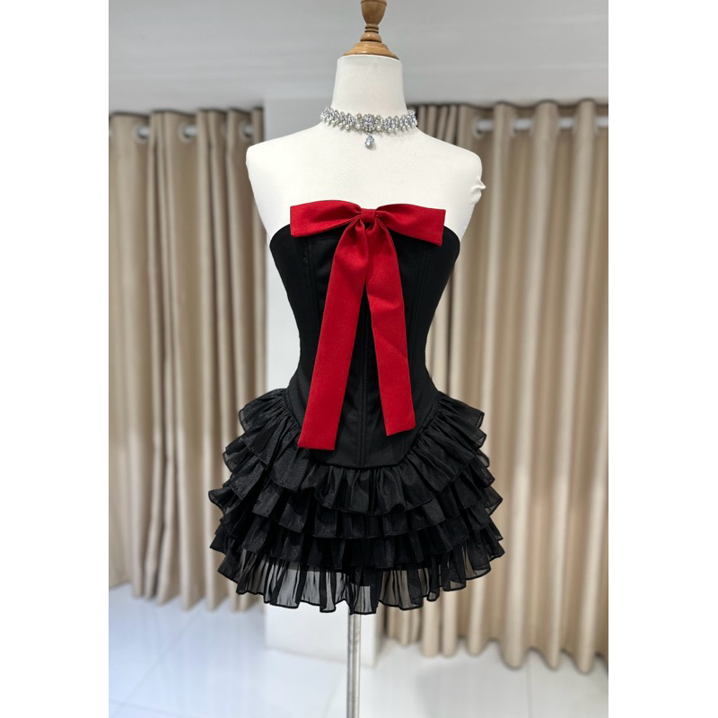 Ruby skirt // chân váy xoè cá tính sang chảnh