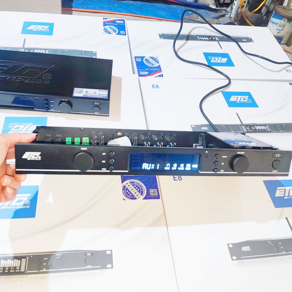 Vang cơ lai số ETC E8 E 8 cao cấp phong cách châu âu nhiều chế độ chống hú giải mã âm thanh số cắt sub cổng quang blueto