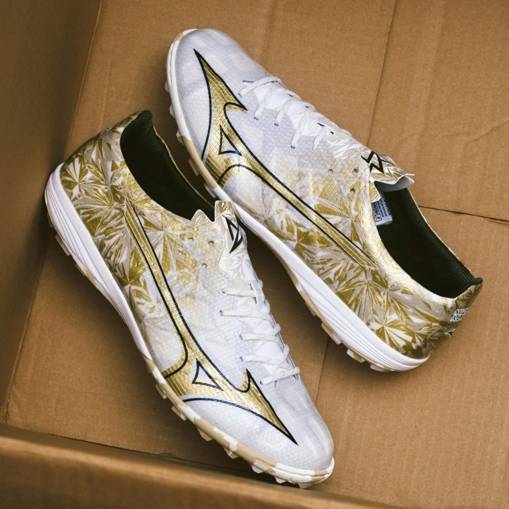 Giày Đá Bóng Sân Cỏ Nhân Tạo Morelia Neo 3 ALPHA TF