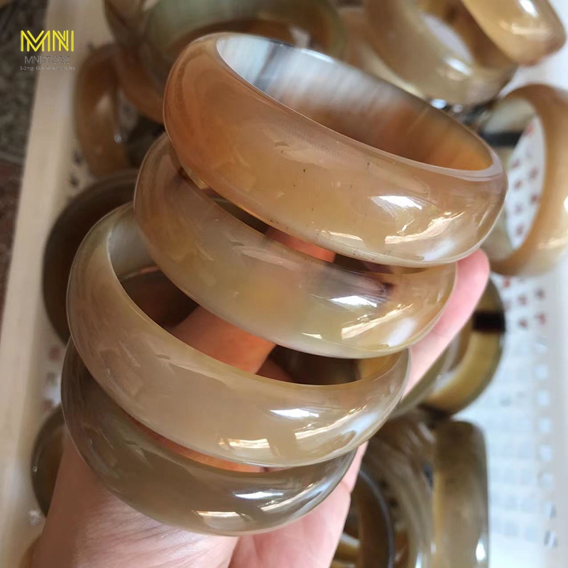 Vòng sừng đeo tay phong thủy bản trơn liền bản ky 5,5-7,5cm dày 0,6cm  phong thủy - tài lộc - bình an