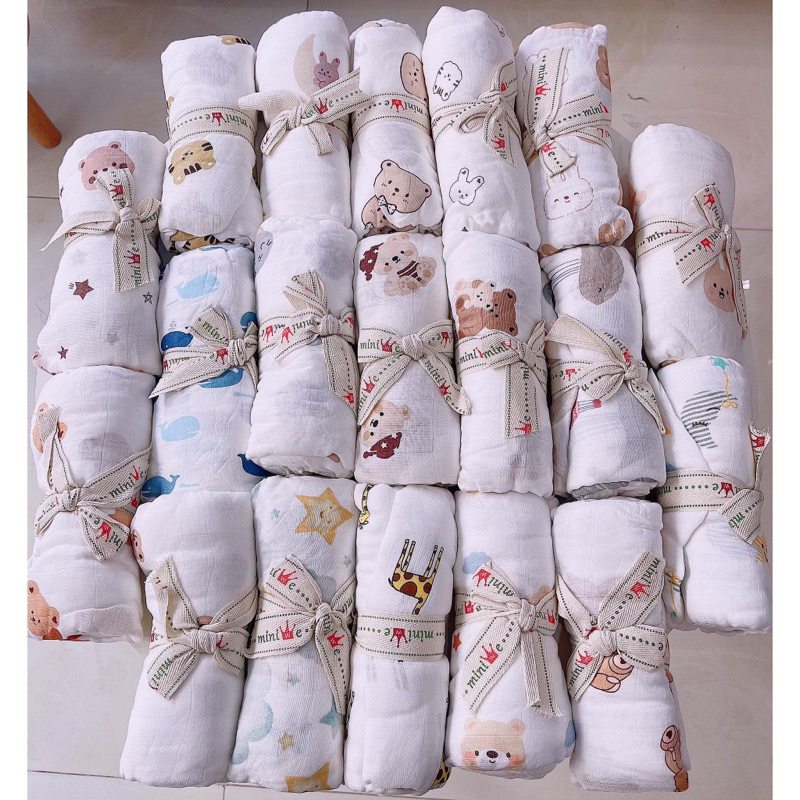 Khăn tắm cho bé Aden Minnie, khăn tắm sợi tre cho bé sơ sinh 2 lớp kích thước 120x120cm siêu mềm họa tiết dễ thương