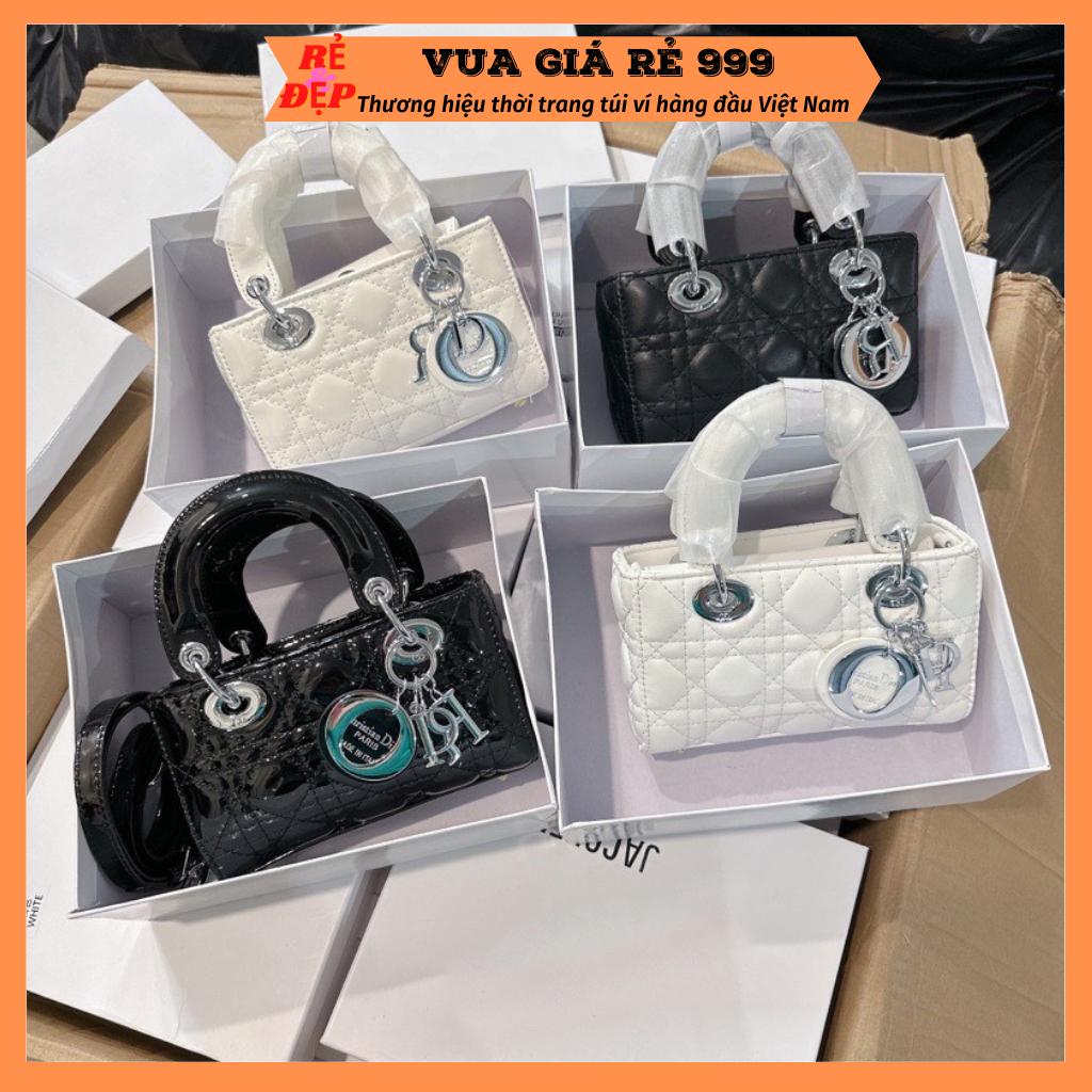 Túi xách nữ cầm tay đeo chéo dáng ngang kèm chùm tag bạc thời trang sang chảnh DC35