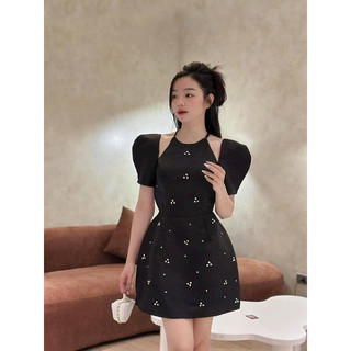 ĐẦM YẾM XOÈ KHOÉT VAI ĐÍNH ĐÁ