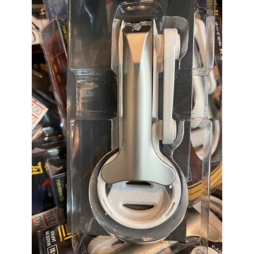 Bấm móng tay cao cấp Made in Japan có gương soi