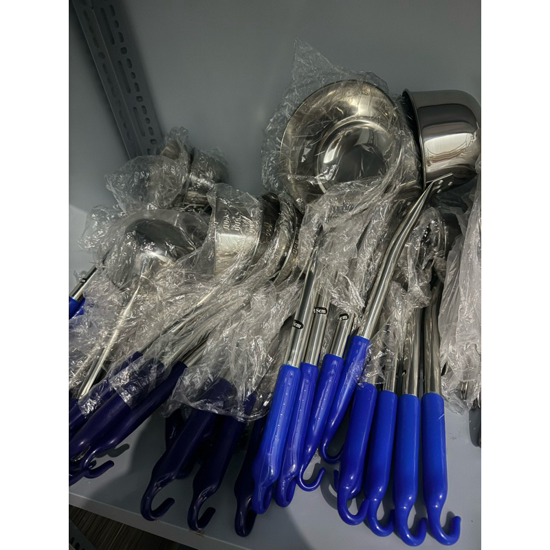 Gáo vá múc nước lèo cho hàng quán đủ size đủ kích thước có vạch chia dung tích hàng loại 1 - Tiip gia dụng