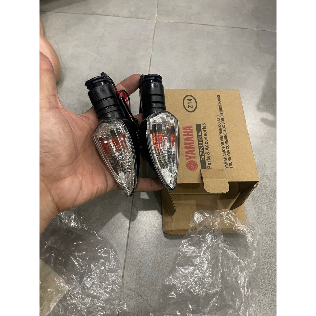 Cặp xi nhan Exciter 150 Malay.
