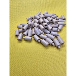 nhựa PEEK ty xã ( lổ 3mm , phi 8mm )