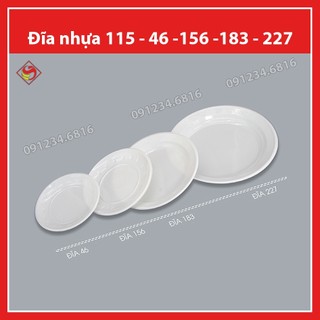 - Đĩa nhựa ăn một lần