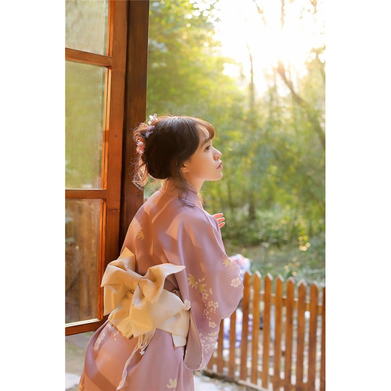 Trang phục truyền thống nhật bản kimono màu tím