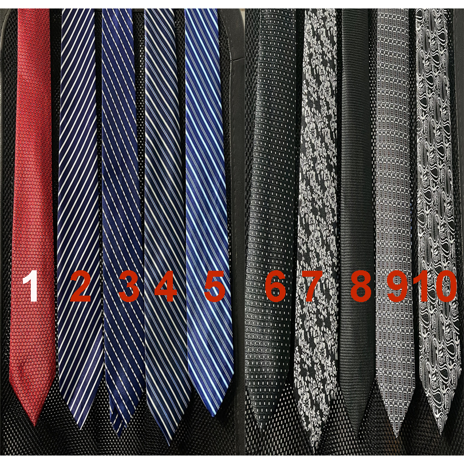 Cà vạt dành cho khách hàng mua Vest tại Shop