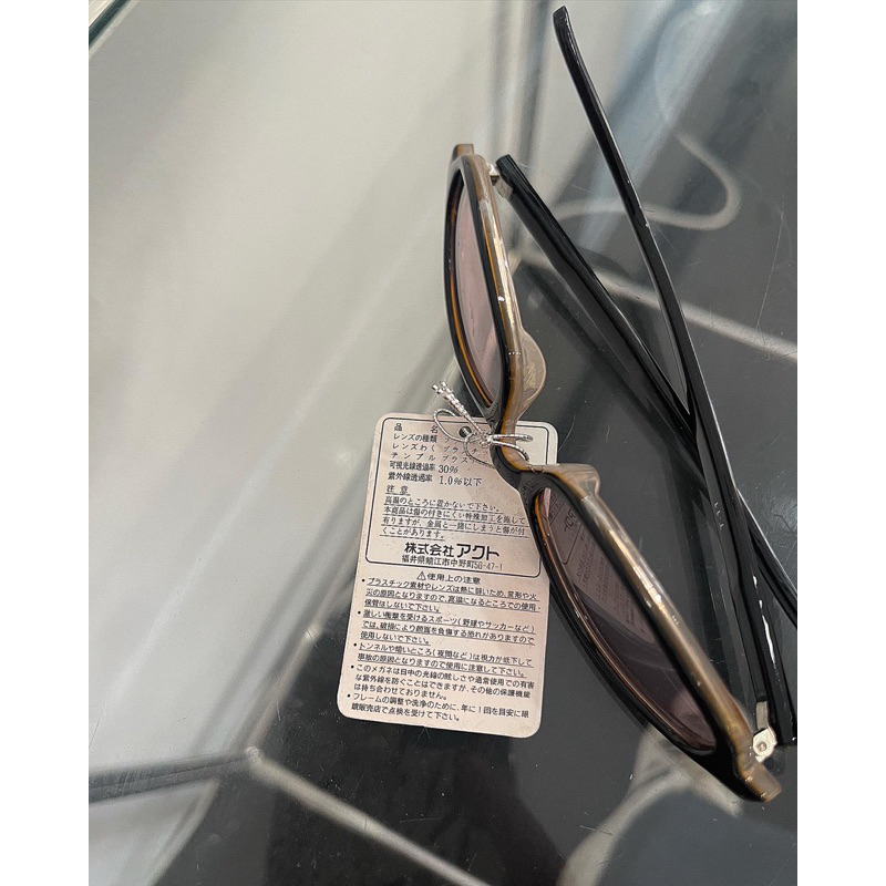 KÍNH OVAL VINTAGE HÀNG SI CHƯA SỬ DỤNG TRÒNG CHỐNG UV PROTECT EYE MADE IN JAPPAN