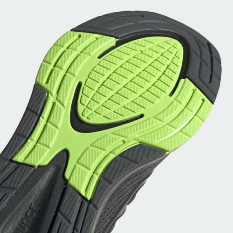 - Giày thể thao Adidas H00515, đi cực kỳ êm chân, phù hợp với mọi loại quần, mọi công việc