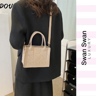 Túi xách đeo chéo thời trang dành cho nữ tote bag