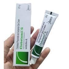 Kem trị tàn nhang và nám , mụn thâm clobetamil g