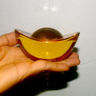 Thỏi vàng đặt gian thờ Thần Tài-Thổ Địa