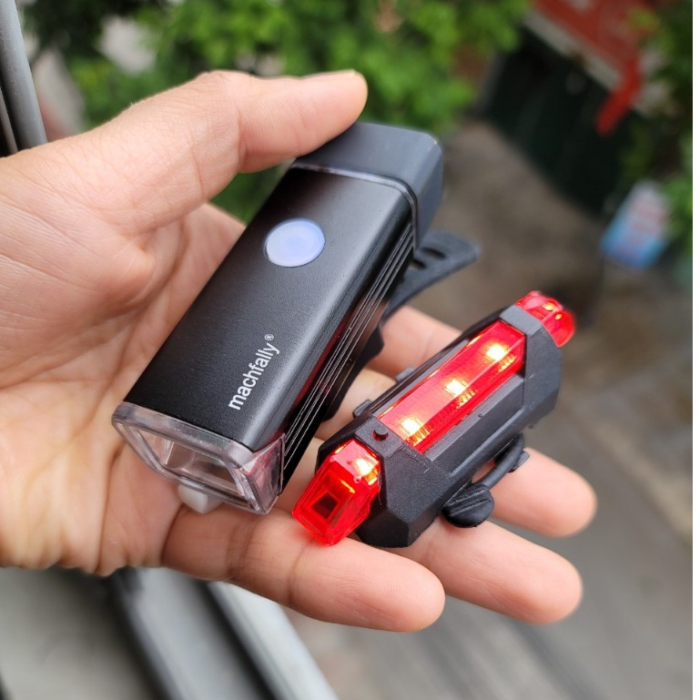 Combo Đèn xe đạp thể thao siêu sáng có còi pin sạc chống nước + Đèn chiếu hậu cảnh báo