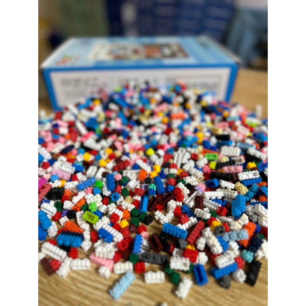 Mảnh Ghép LEGO BEARBRICK Khổng Lồ, Mô Hình Lắp Ghép Gấu Bearbrick Thượng Lưu Abana