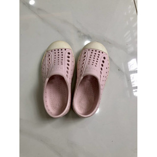 Thanh lý giày crocs Native và HM bé 2-4 tuổi