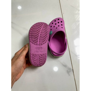 Thanh lý giày crocs Native và HM bé 2-4 tuổi